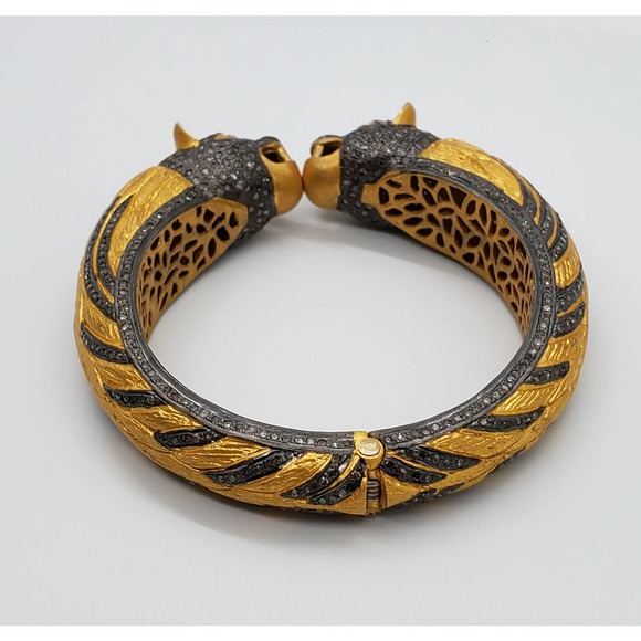 Silver Lion Bangle with Diamonds - Picture 3 of 9